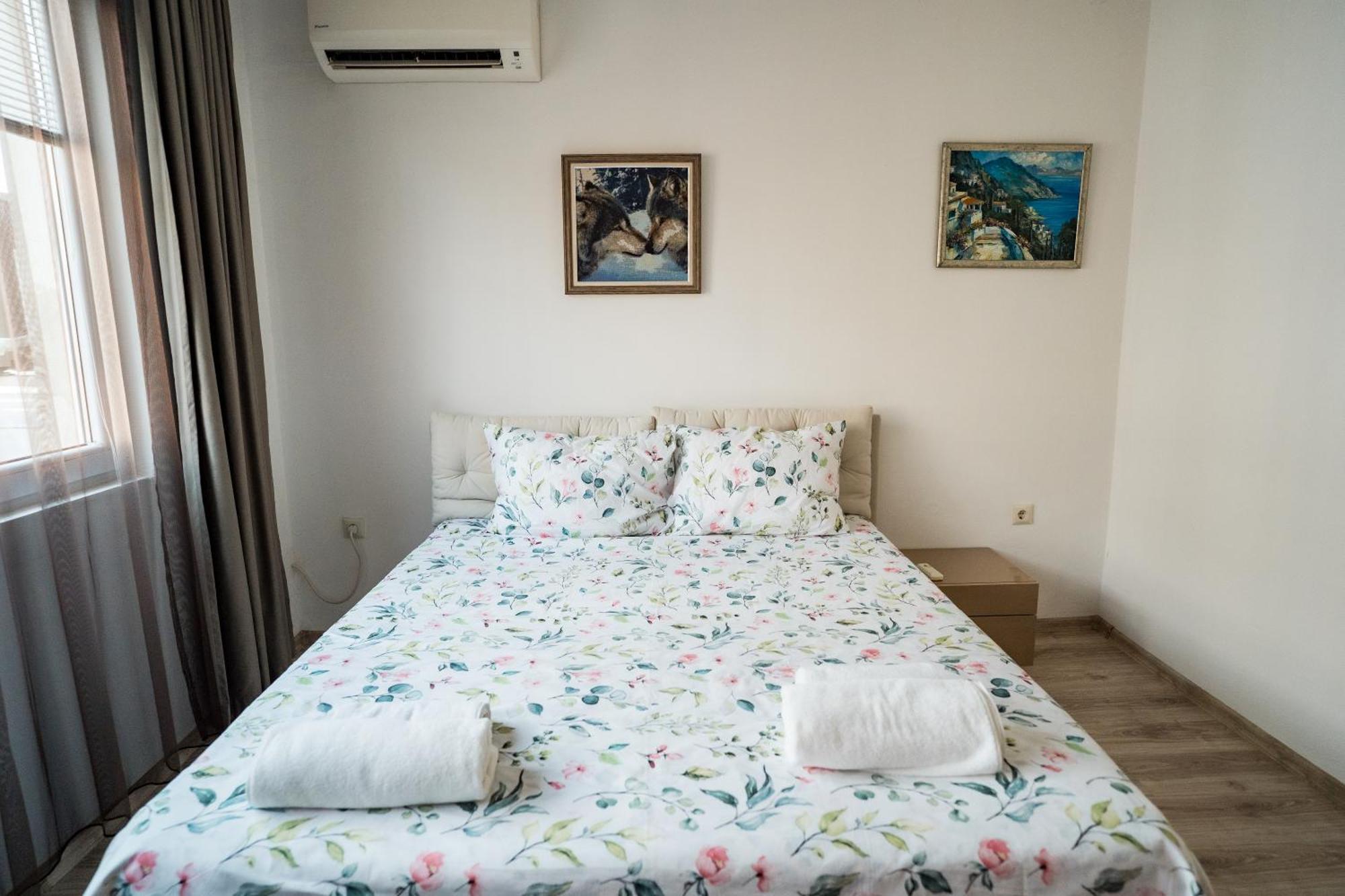 Black Sea Top Centre Apartments Варна Екстериор снимка